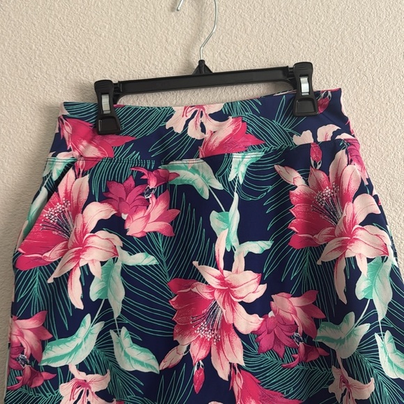 TOMMY BAHAMA Upf 50 Active A-line Pickleball Golf Active Skirt Skort - Picture 3 of 7